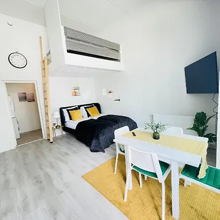 Aday - Harbor Groundfloor Own Entrance - Apartment *