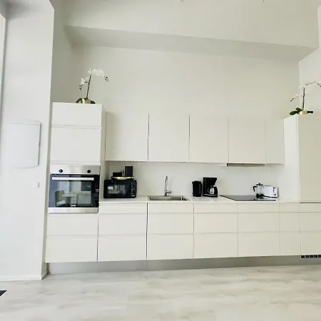 Aday - Harbor Groundfloor Own Entrance - *