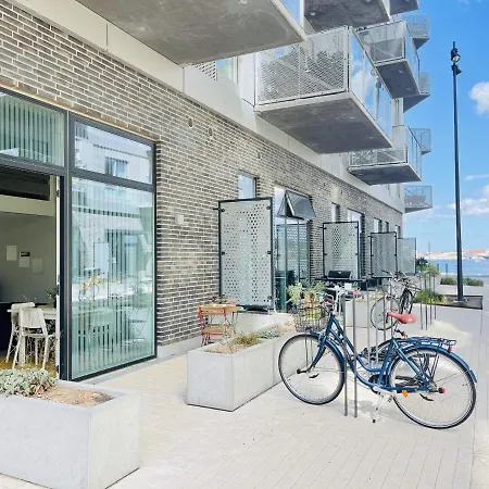 شقة Aday - Harbor Groundfloor Own Entrance -