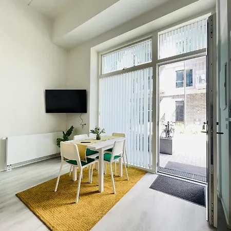 Aday - Harbor Groundfloor Own Entrance -