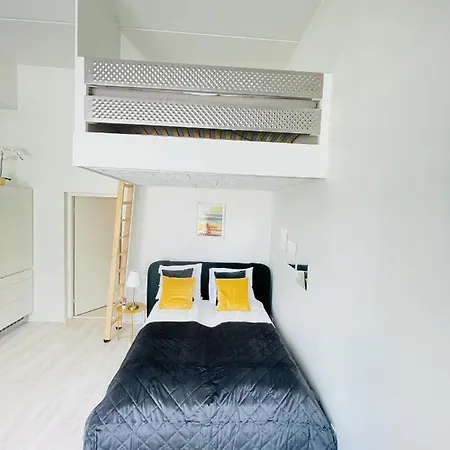 Aday - Harbor Groundfloor Own Entrance - شقة آلبورغ