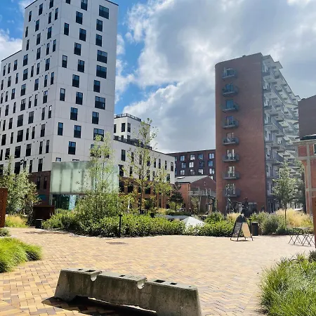 Aday - Harbor Groundfloor Own Entrance - شقة *