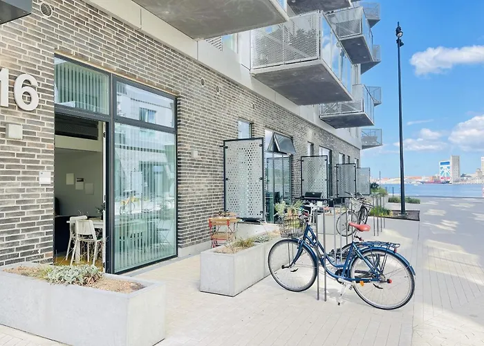 Daire Aday - Harbor Groundfloor Own Entrance -